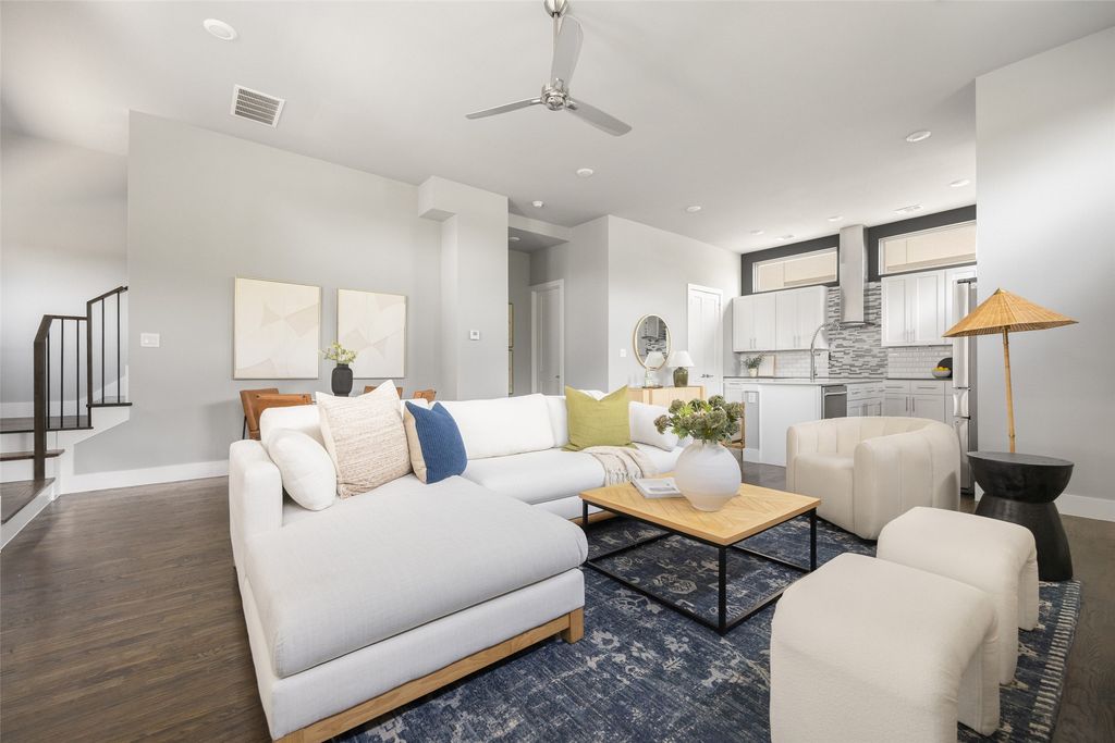 4226 Roseland Avenue 201, Dallas, TX 75204