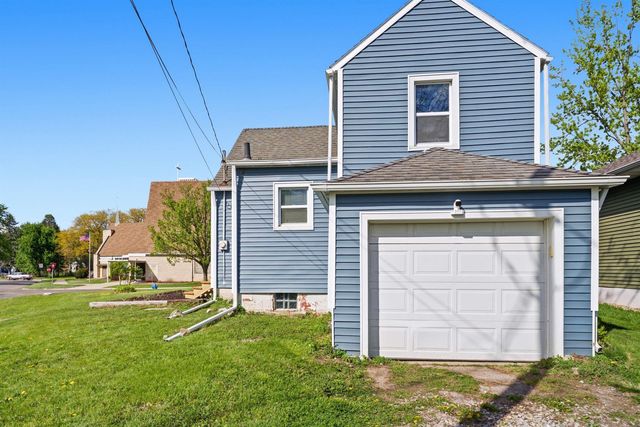 500 johnson Street, Waterloo, IA 50702