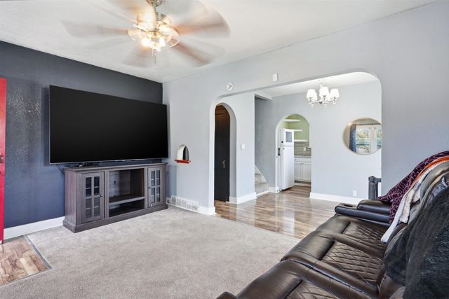 500 johnson Street, Waterloo, IA 50702