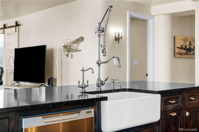 1625 Larimer Street 1705, Denver, CO 80202