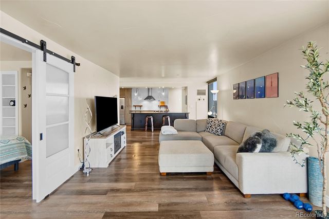 1625 Larimer Street 1705, Denver, CO 80202