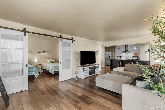 1625 Larimer Street 1705, Denver, CO 80202