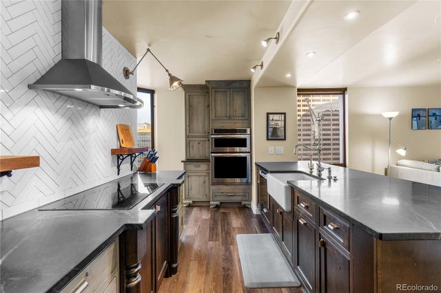 1625 Larimer Street 1705, Denver, CO 80202