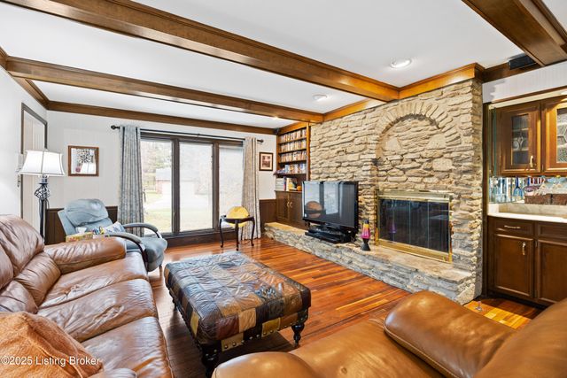 10208 Statia Lynn Ct, Louisville, KY 40223