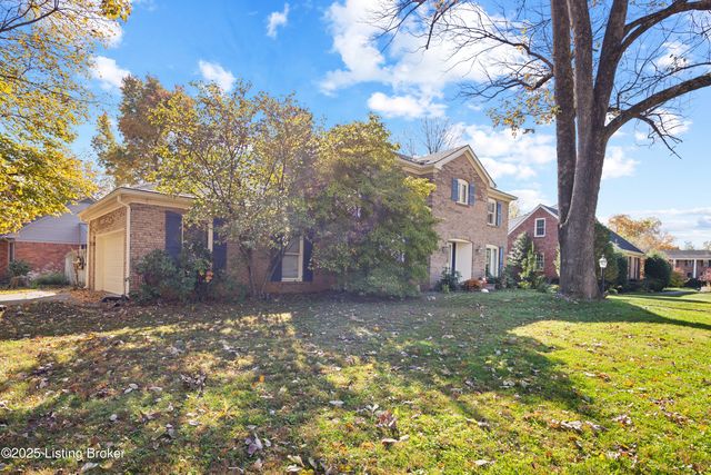 10208 Statia Lynn Ct, Louisville, KY 40223