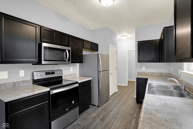 6327 Pinebark Place, Indianapolis, IN 46217