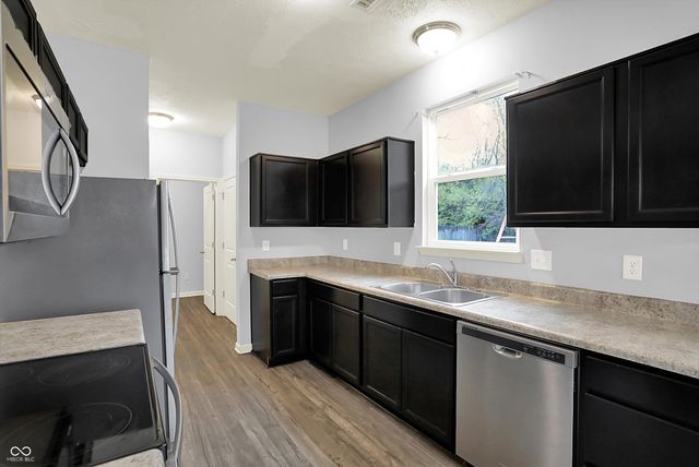 6327 Pinebark Place, Indianapolis, IN 46217