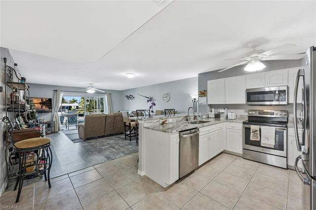 841 SW 47th TER 103, Cape Coral, FL 33914