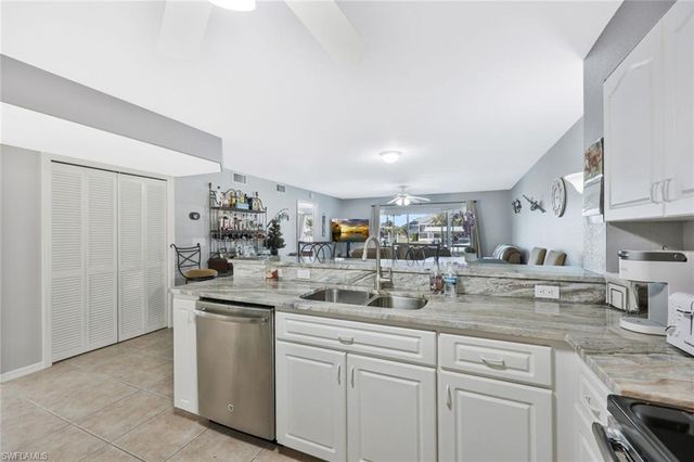 841 SW 47th TER 103, Cape Coral, FL 33914