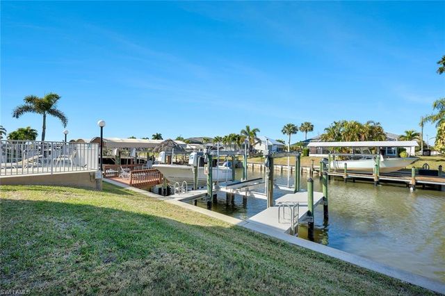 841 SW 47th TER 103, Cape Coral, FL 33914