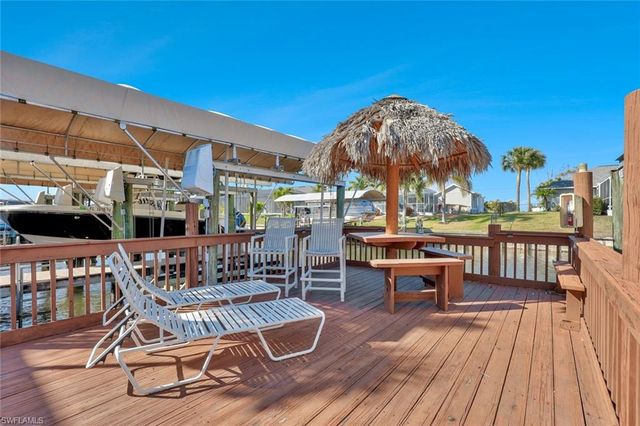 841 SW 47th TER 103, Cape Coral, FL 33914