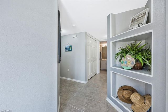 841 SW 47th TER 103, Cape Coral, FL 33914