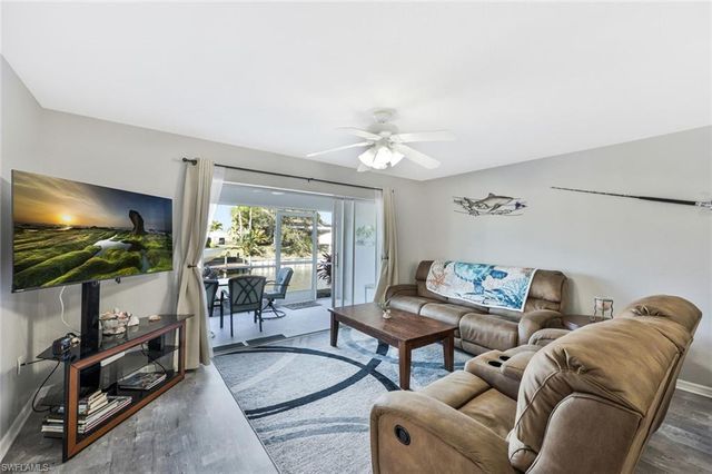 841 SW 47th TER 103, Cape Coral, FL 33914