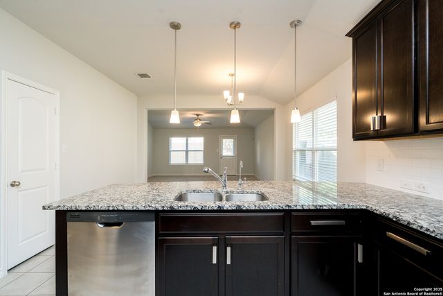 184 Hunters, San Antonio, TX 78253