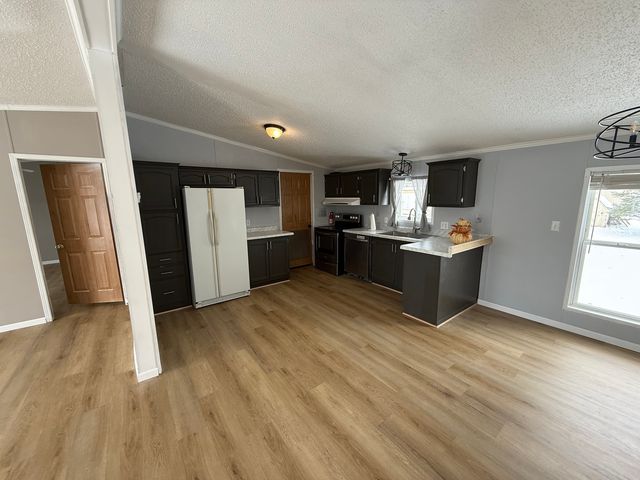 409 E Wood Lane, Belvidere, IL 61008
