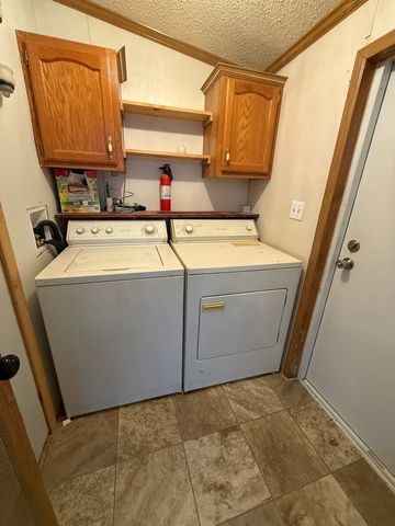 409 E Wood Lane, Belvidere, IL 61008