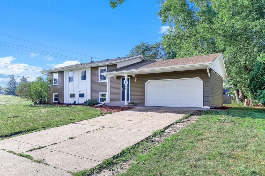 2348 106th Avenue NW, Coon Rapids, MN 55433 — photo 3