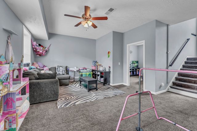 1391 Freedom Dr, Clarksville, TN 37042
