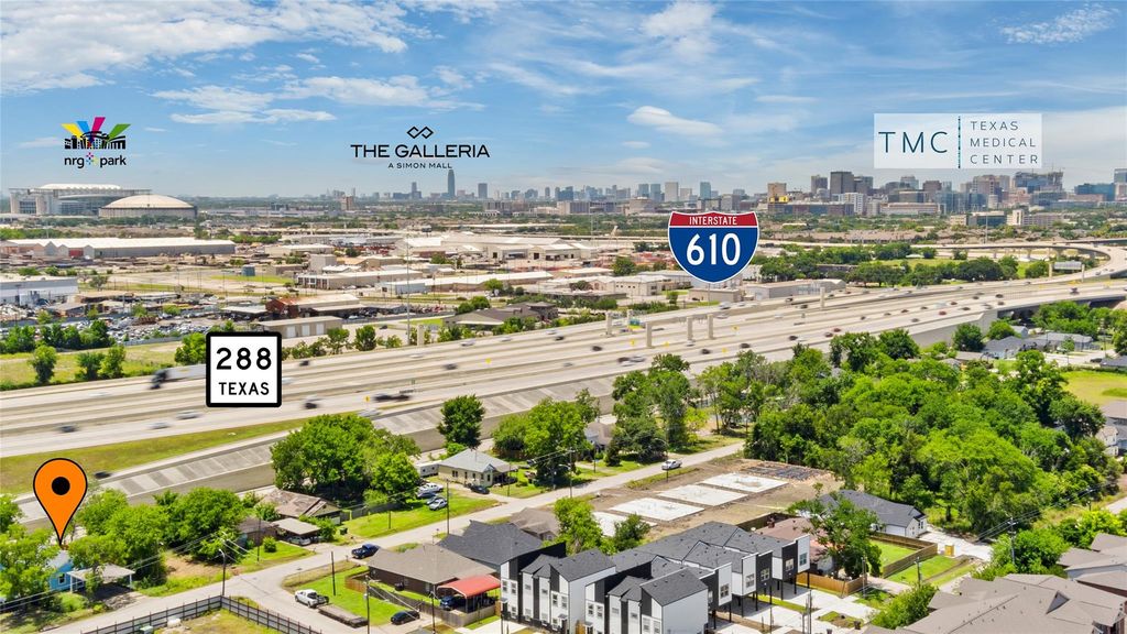 8402 Bassett Street, Houston, TX 77051