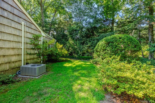 2625 Great Peconic Bay Boulevard, Laurel, NY 11948