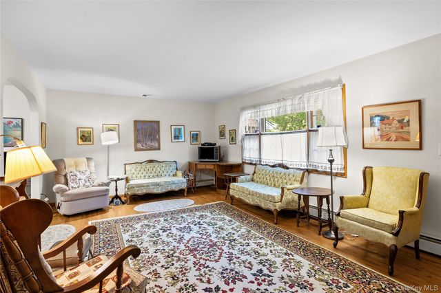 2625 Great Peconic Bay Boulevard, Laurel, NY 11948