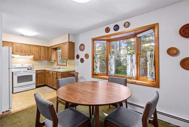 2625 Great Peconic Bay Boulevard, Laurel, NY 11948