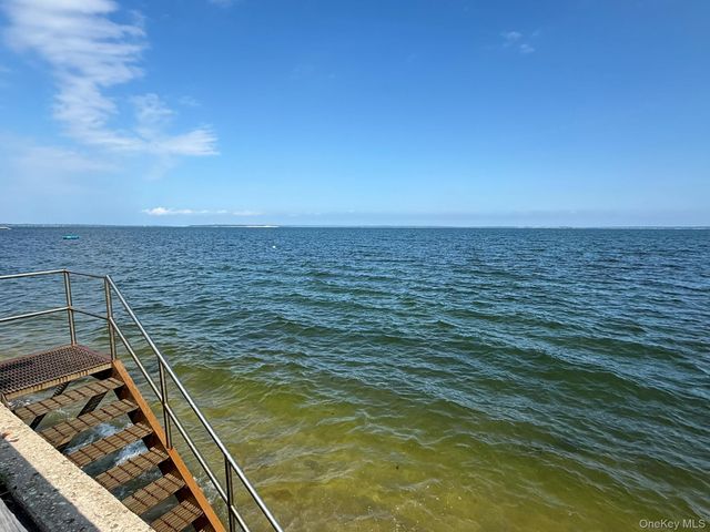 2625 Great Peconic Bay Boulevard, Laurel, NY 11948