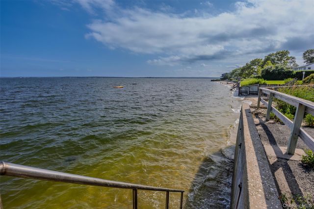 2625 Great Peconic Bay Boulevard, Laurel, NY 11948