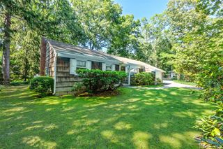 2625 Great Peconic Bay Boulevard, Laurel, NY 11948