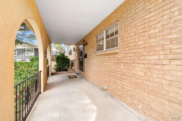 8 Courtney Place, Pueblo, CO 81001