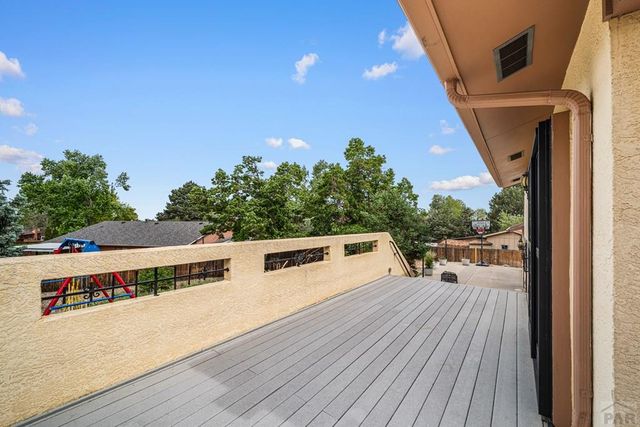8 Courtney Place, Pueblo, CO 81001