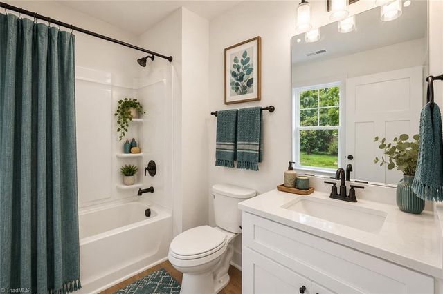 4440 Fernbrook Drive, Winston-salem, NC 27127