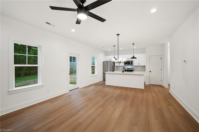 4440 Fernbrook Drive, Winston-salem, NC 27127
