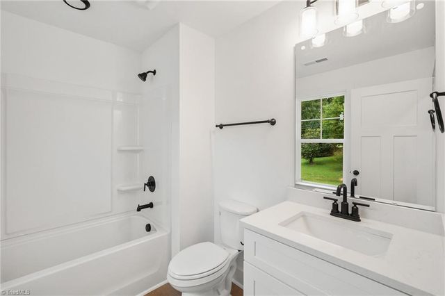 4440 Fernbrook Drive, Winston-salem, NC 27127