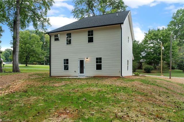 4440 Fernbrook Drive, Winston-salem, NC 27127