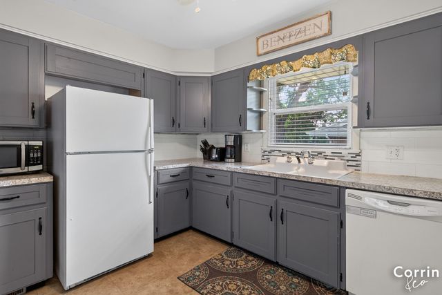 2741 Plainfield Avenue Ne, City Of Grand Rapids, MI 49505