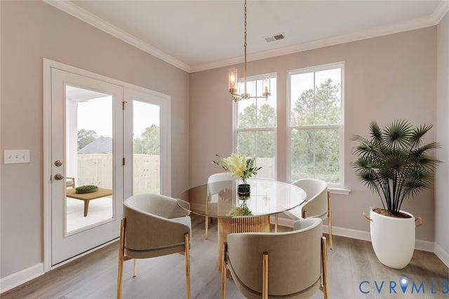 19007 Palisades Rdg, Moseley, VA 23120