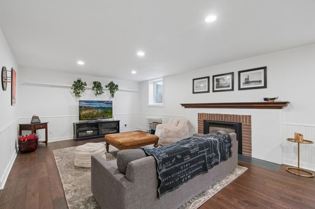 3715 Upton Avenue S, Minneapolis, MN 55410