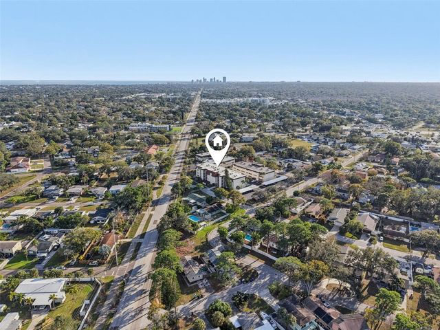 209 NE LINCOLN CIRCLE N 309, St Petersburg, FL 33702
