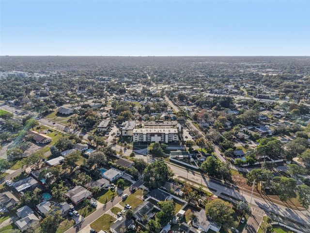 209 NE LINCOLN CIRCLE N 309, St Petersburg, FL 33702