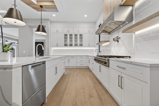 16130 PENDIO DRIVE, Bella Collina, FL 34756