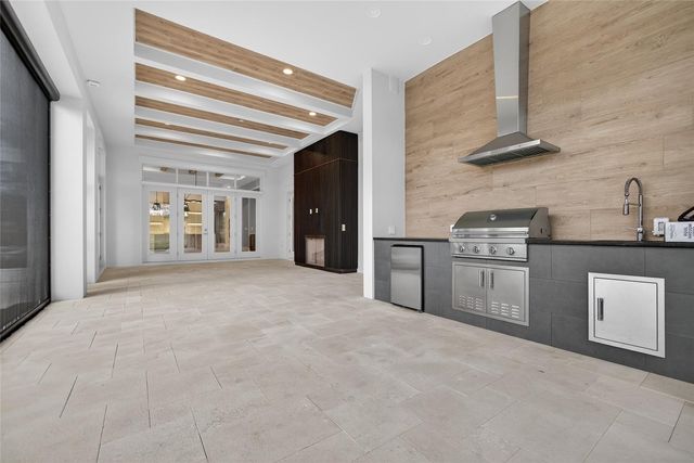 16130 PENDIO DRIVE, Bella Collina, FL 34756