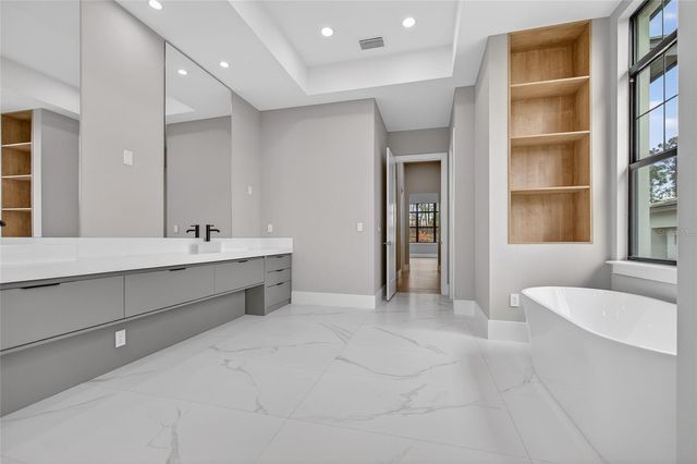 16130 PENDIO DRIVE, Bella Collina, FL 34756