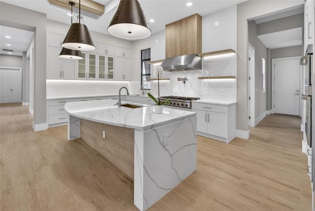 16130 PENDIO DRIVE, Bella Collina, FL 34756