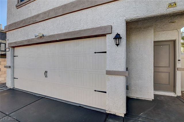 6259 Whippet Avenue, Las Vegas, NV 89122