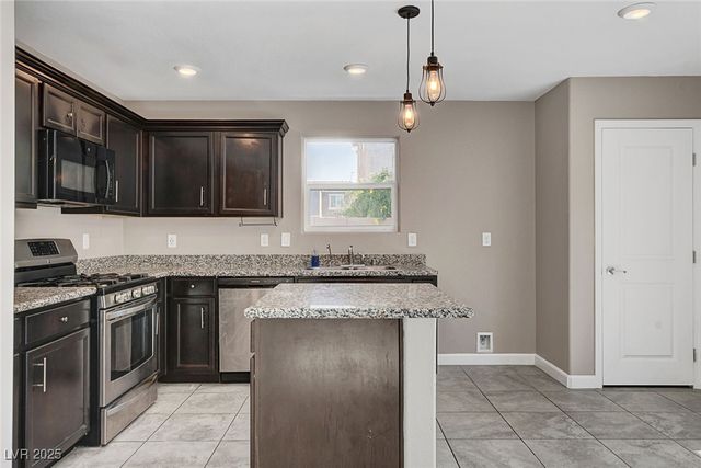 6259 Whippet Avenue, Las Vegas, NV 89122