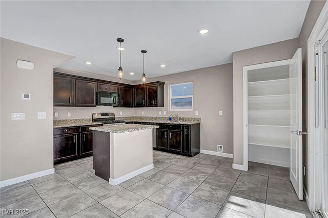 6259 Whippet Avenue, Las Vegas, NV 89122