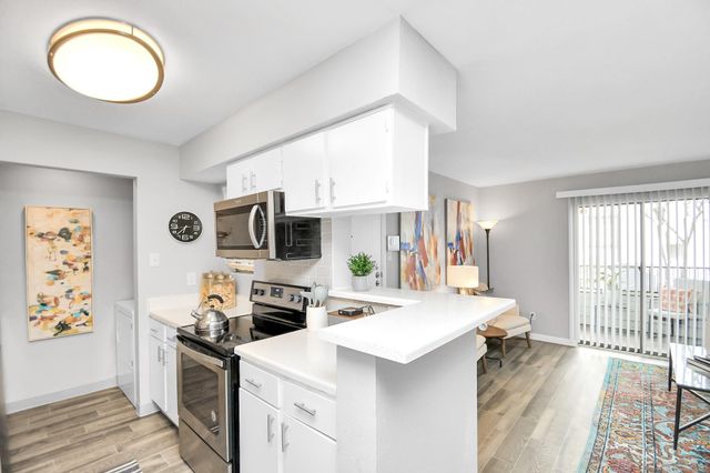 2701 W Bellfort Avenue 1212, Houston, TX 77054