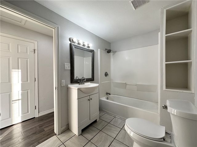 834 Van Cura Dr, Corpus Christi, TX 78408