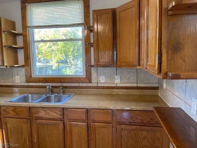 1396 Madison Avenue, Lorain, OH 44053